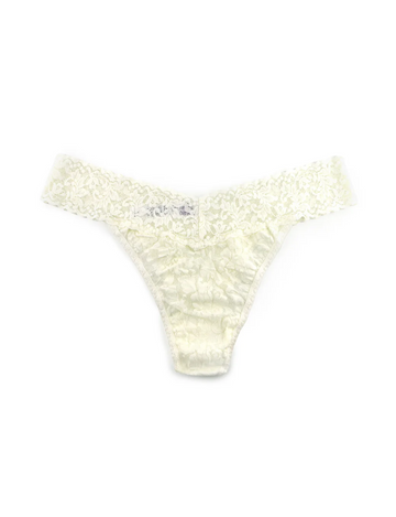 Signature Lace Original Rise Thong, Marshmallow