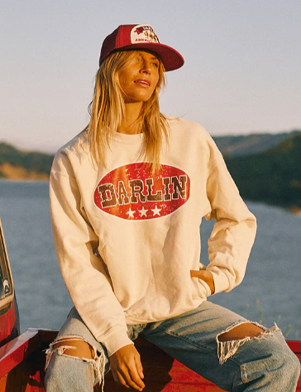 Branded Crewneck, Creme