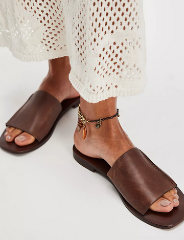 Verona Slide Sandal, Ember