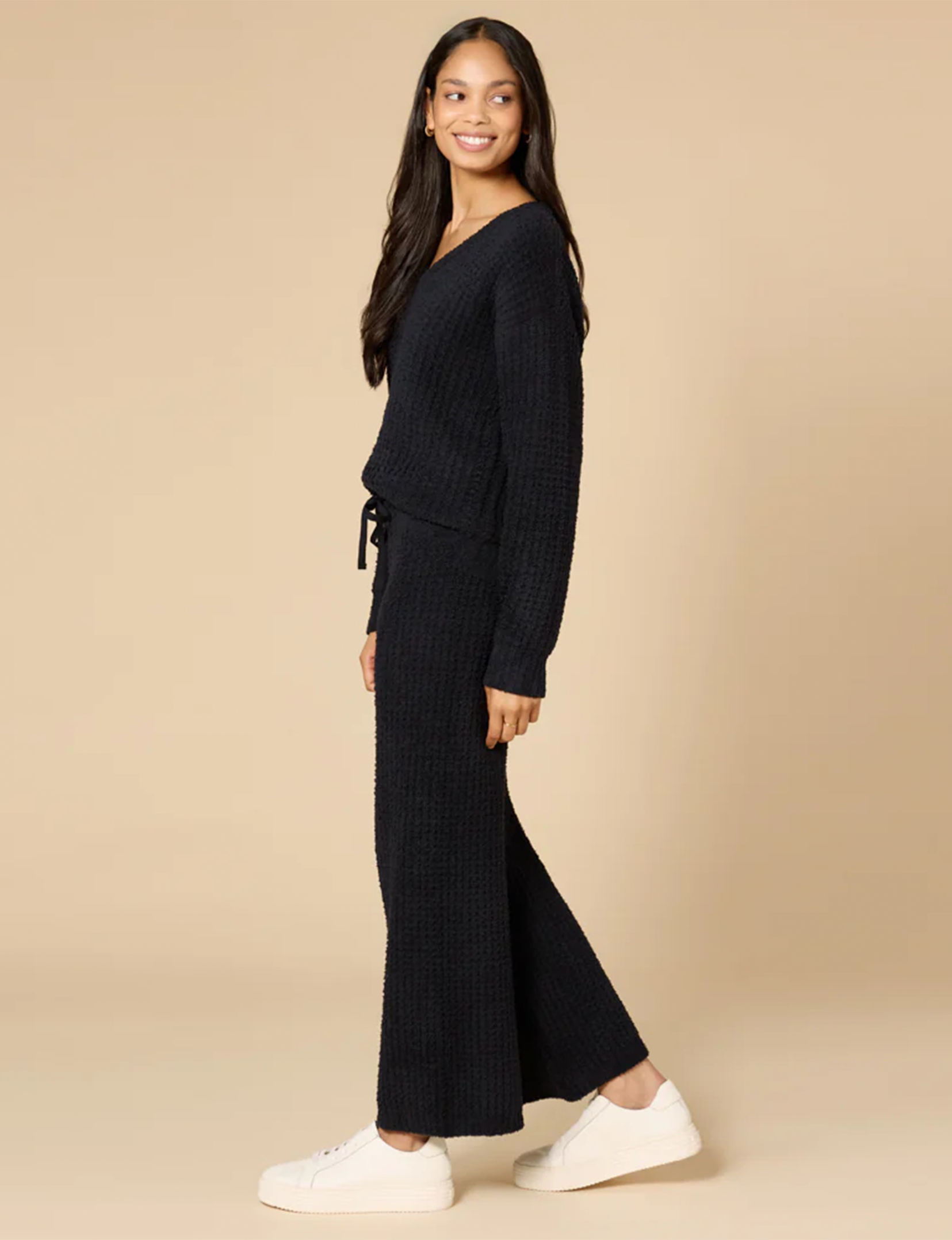 Marshmallow Waffle V-Neck Lounge Set, Black