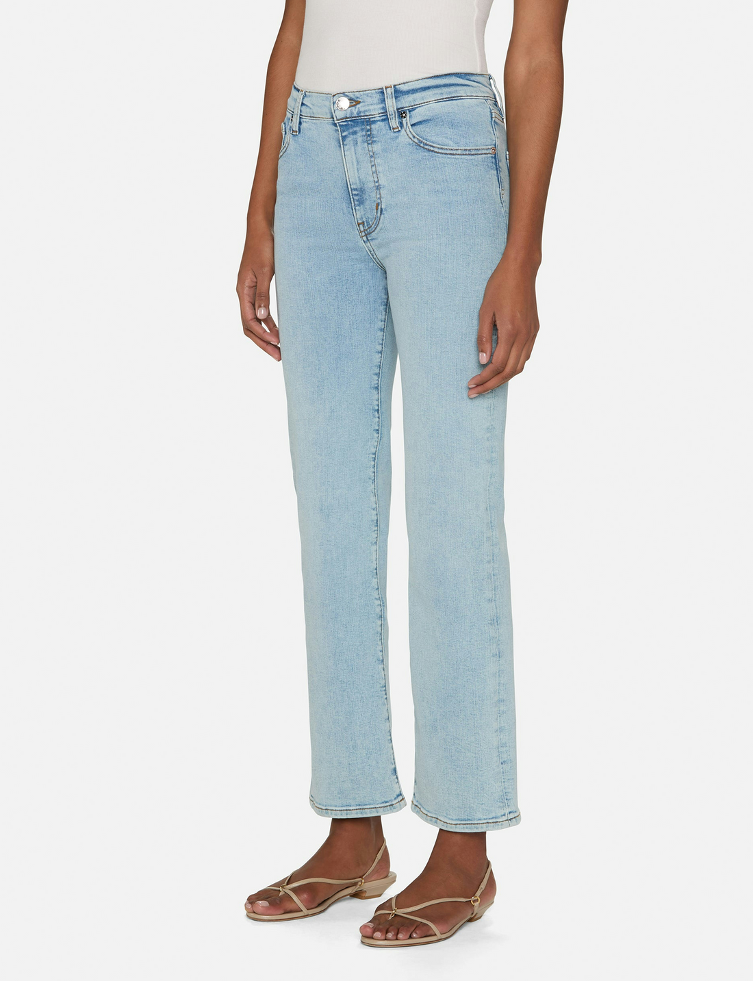 Le Sleek Straight Leg, Tribute