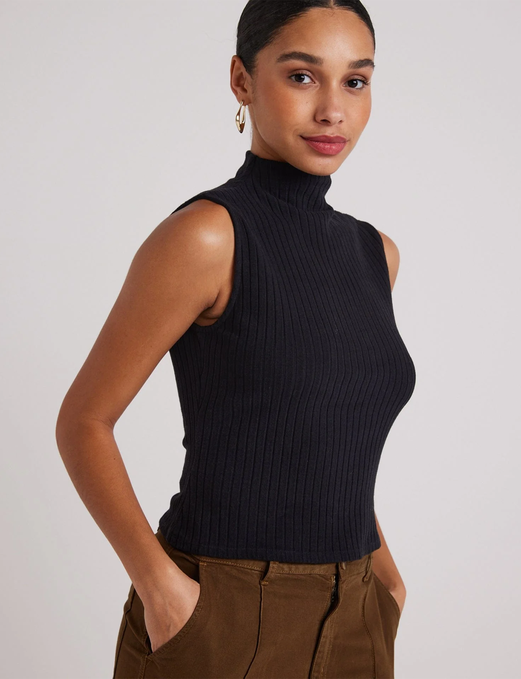 Sleeveless Mock Neck, Black