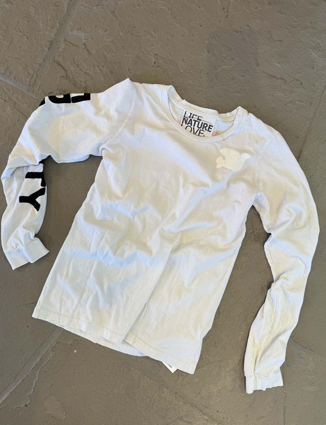 Artists Wanted L/S Tee, Chalk Electric