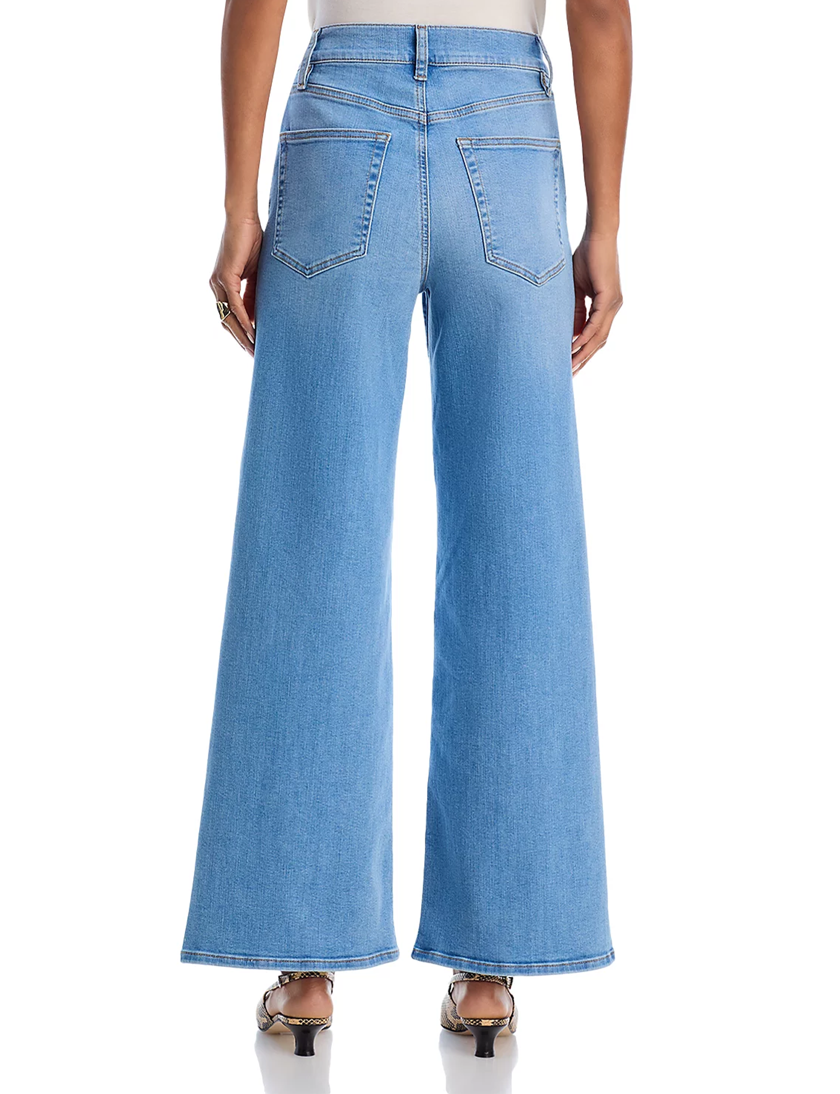 Le Slim Palazzo, Honeymoon