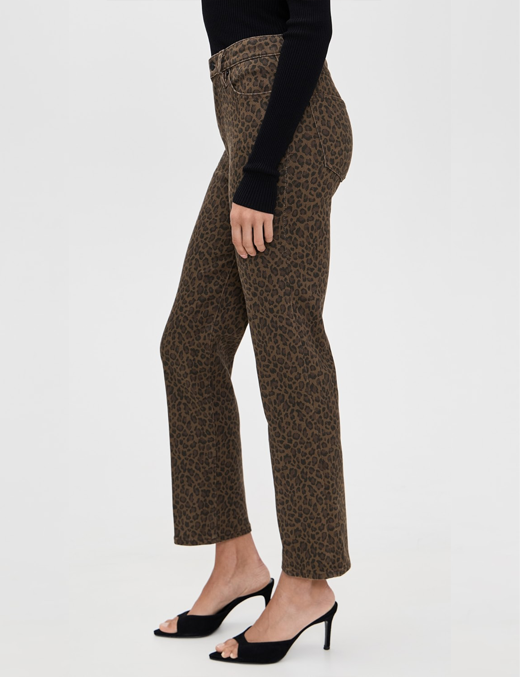 Le Sleek Straight, Leopard