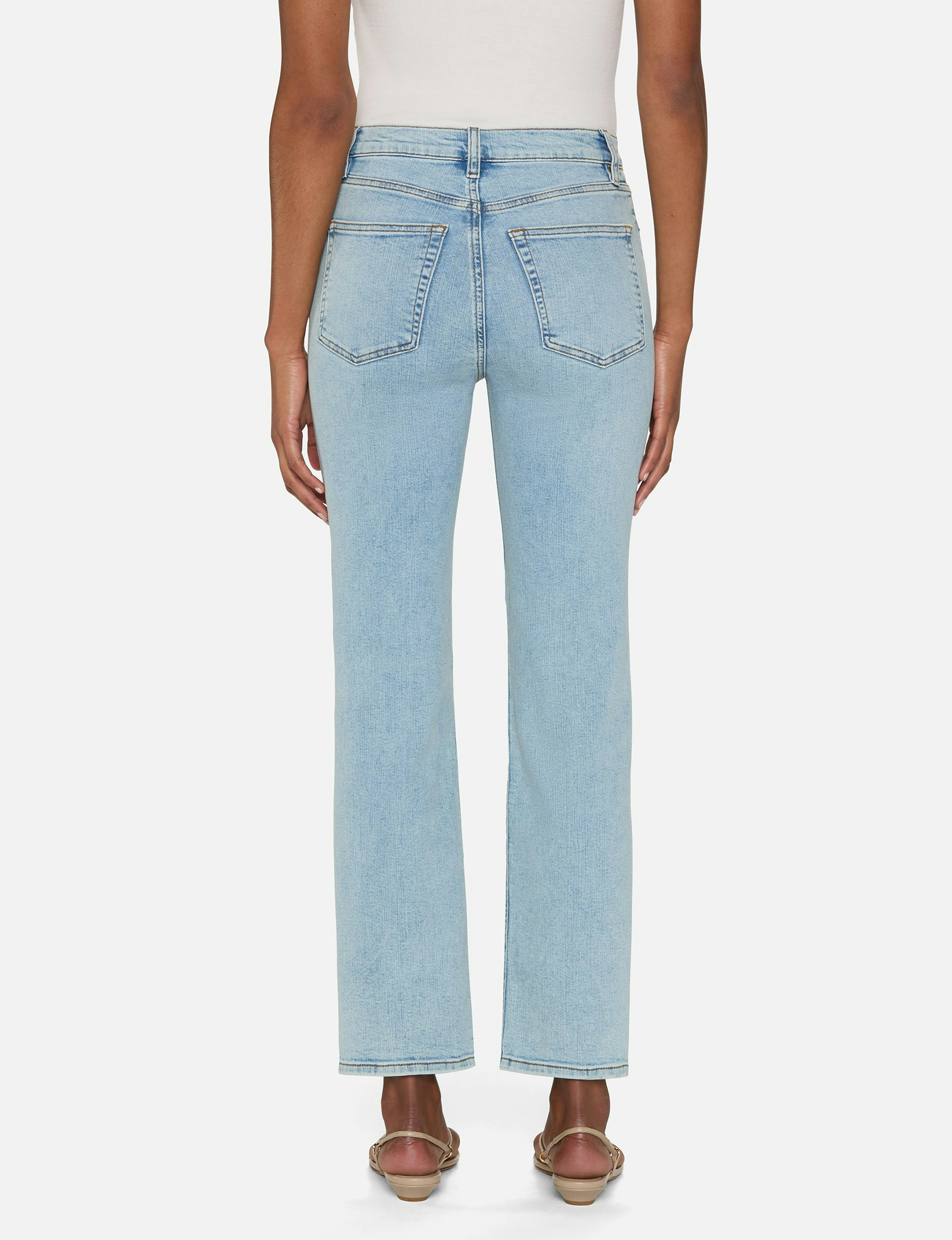 Le Sleek Straight Leg, Tribute