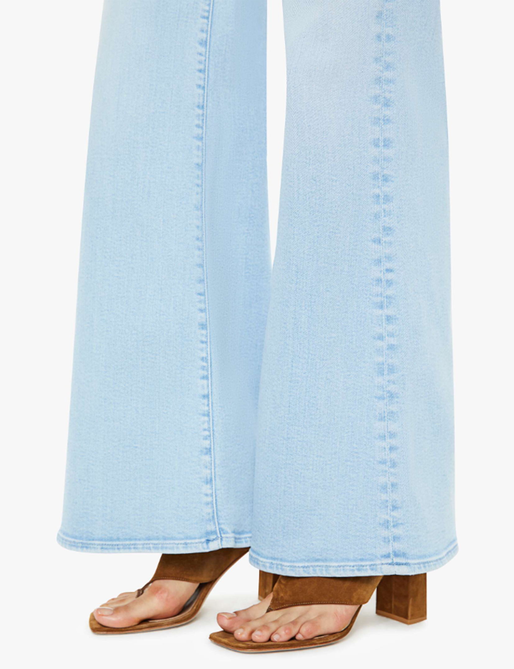 The Roller Sneak, Ball's In Your Court