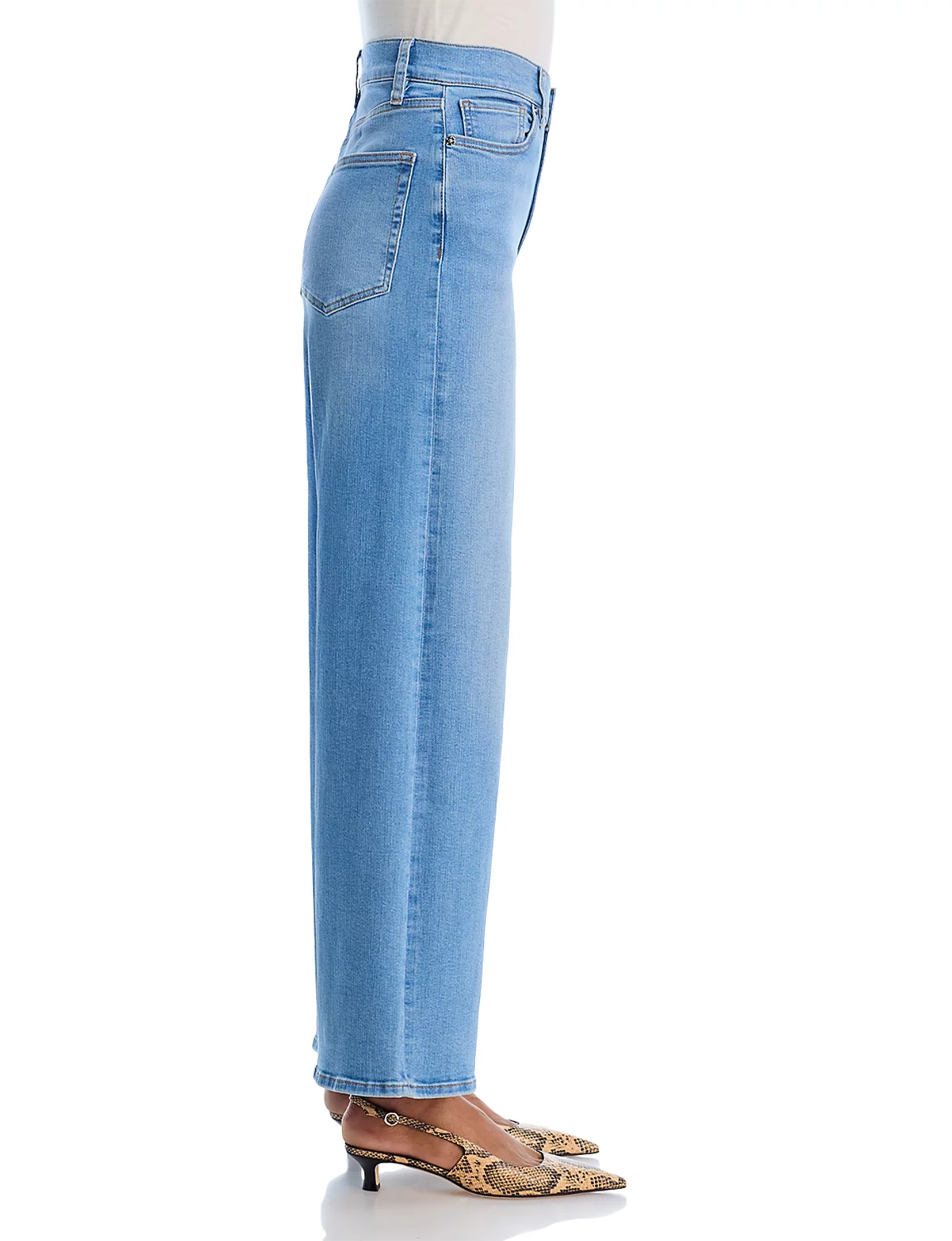 Le Slim Palazzo, Honeymoon