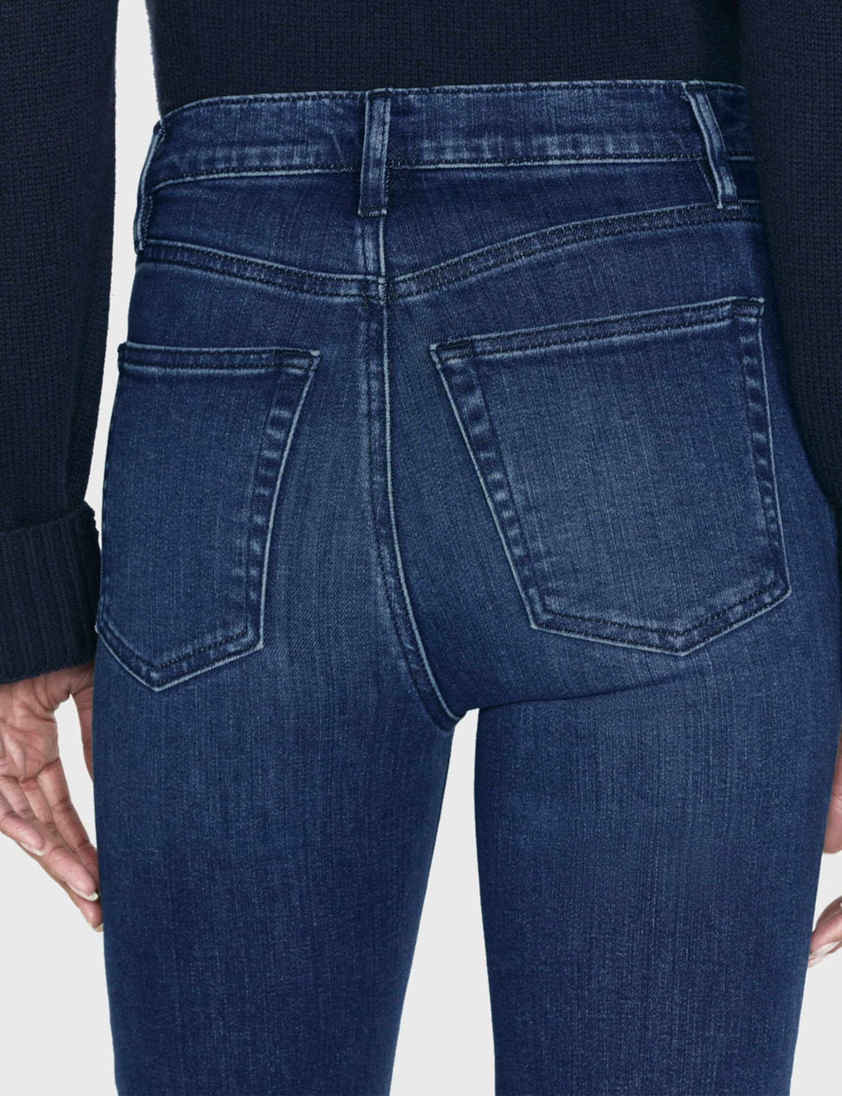 Le Sleek Straight Leg, Thunderstorm