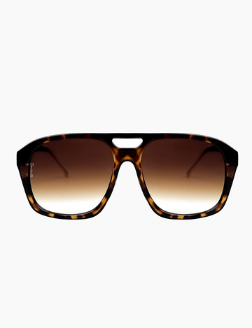 Reina, Tort/Brown Fade